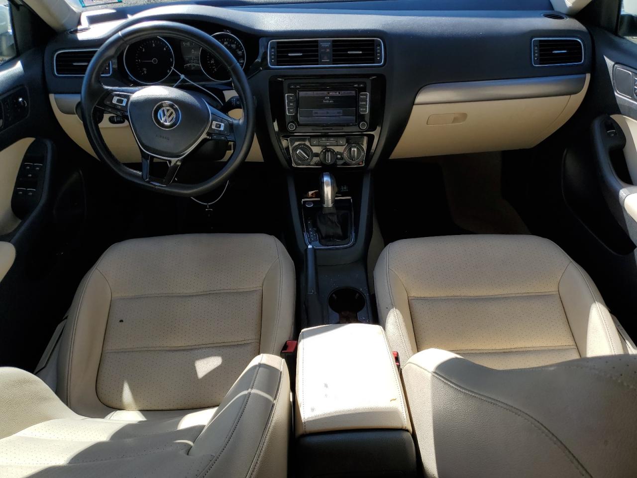 2015 Volkswagen Jetta - Image 8