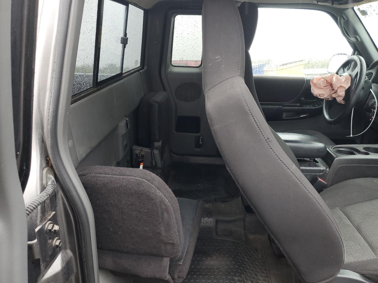 2004 Ford Ranger - Image 10
