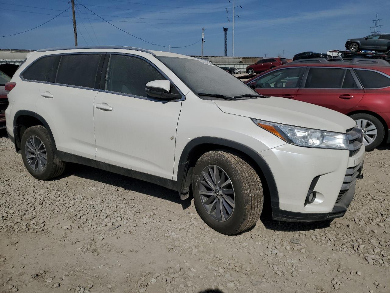 2019 Toyota Highlander - Image 4