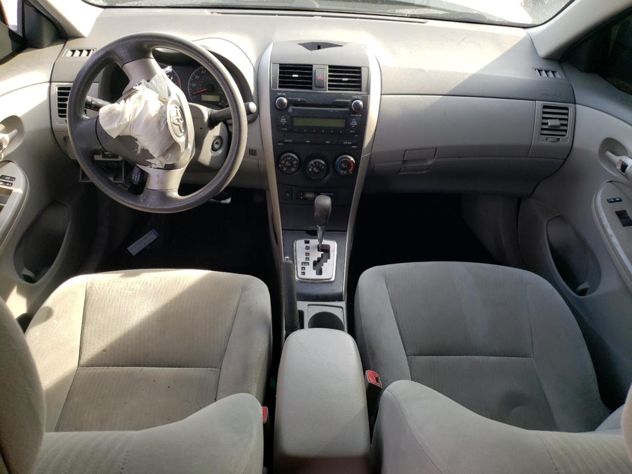 2010 Toyota Corolla - Image 8