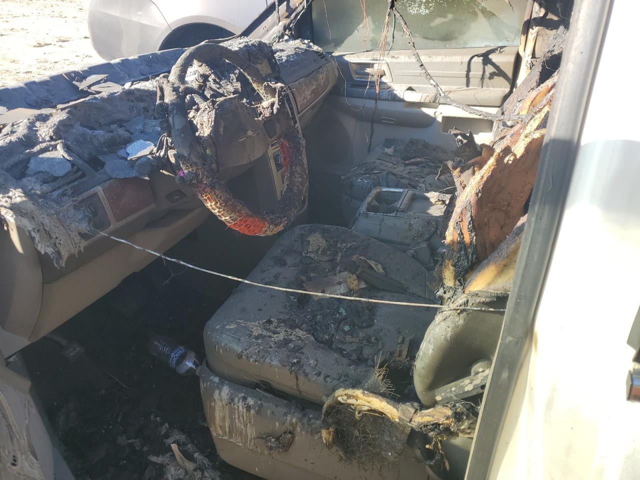 2008 Chrysler Town & Country - Image 7