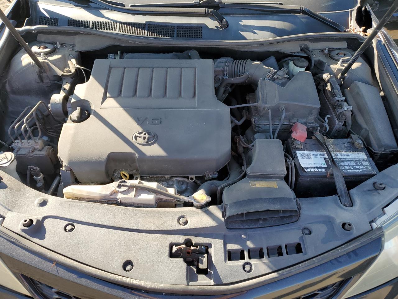 2013 Toyota Camry - Image 11
