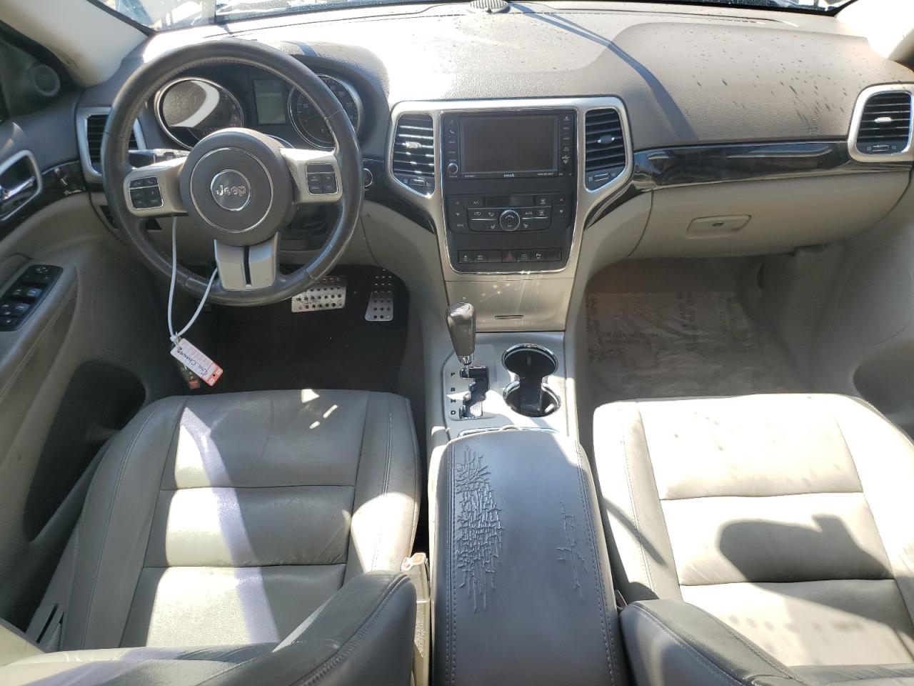 2012 Jeep Grand Cherokee - Image 8