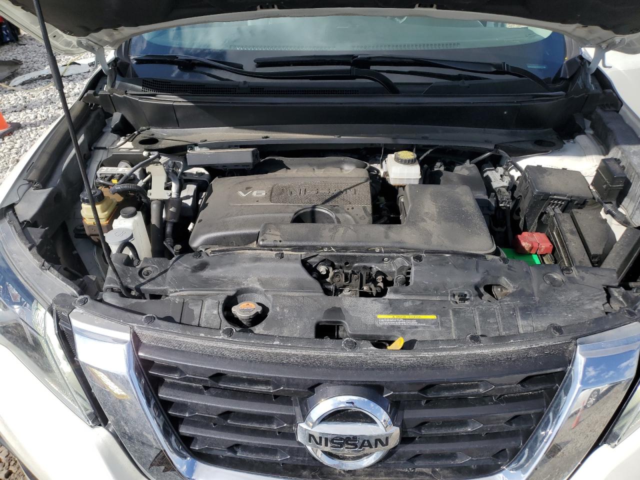 2018 Nissan Pathfinder - Image 12