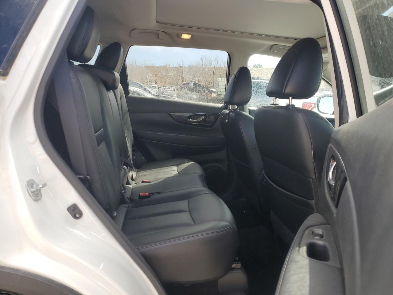 5N1AT2MV8HC749213 NISSAN ROGUE 2017