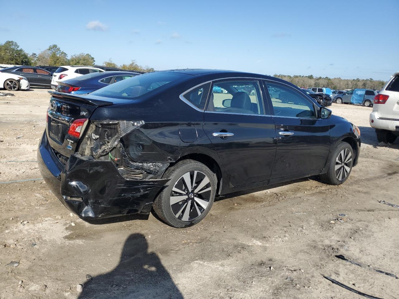 2014 Nissan Sentra - Image 3