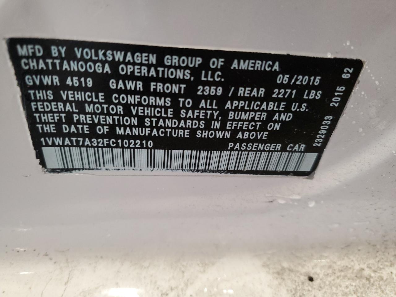 2015 Volkswagen Passat - Image 13