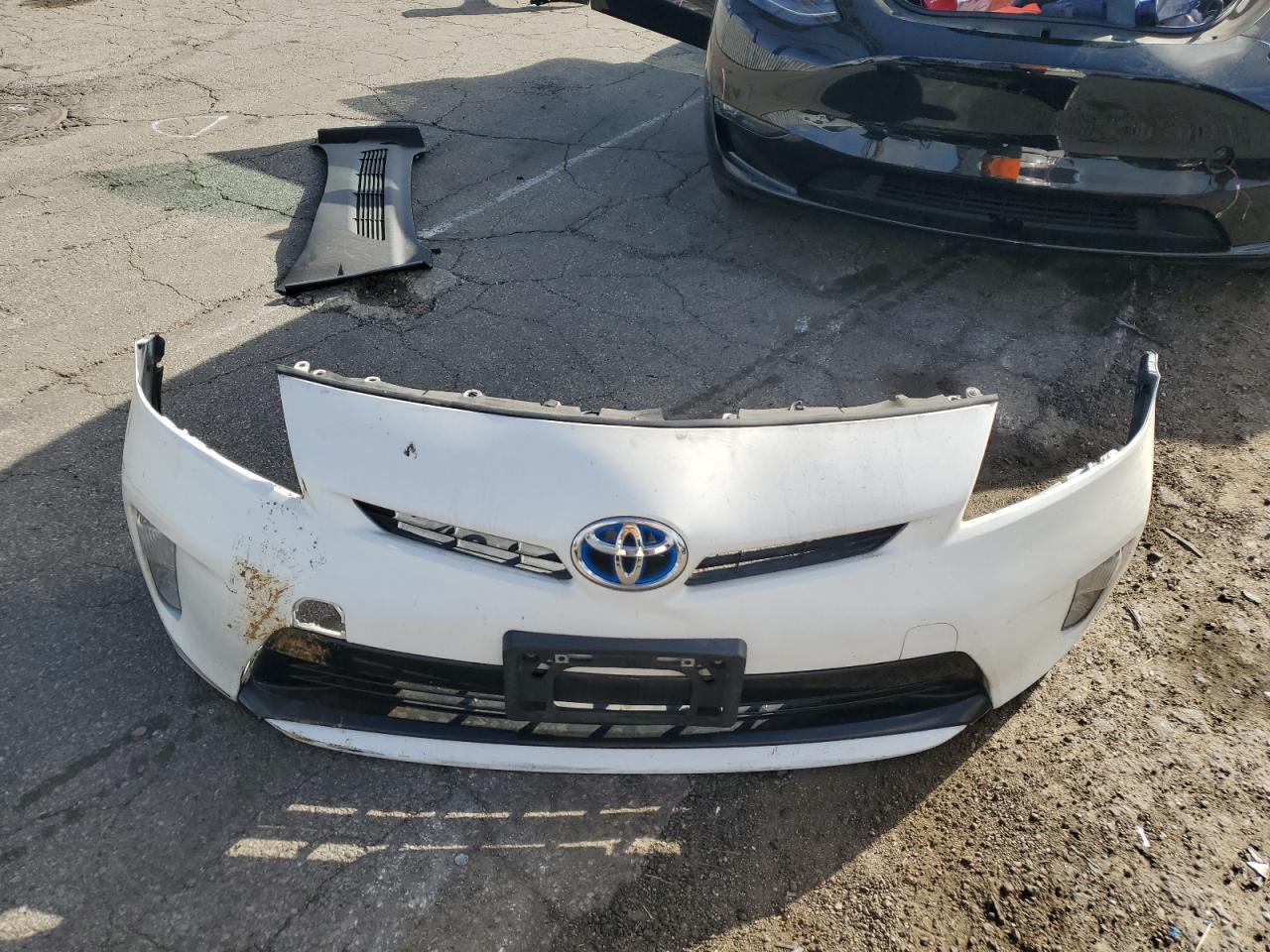 2012 Toyota Prius - Image 14