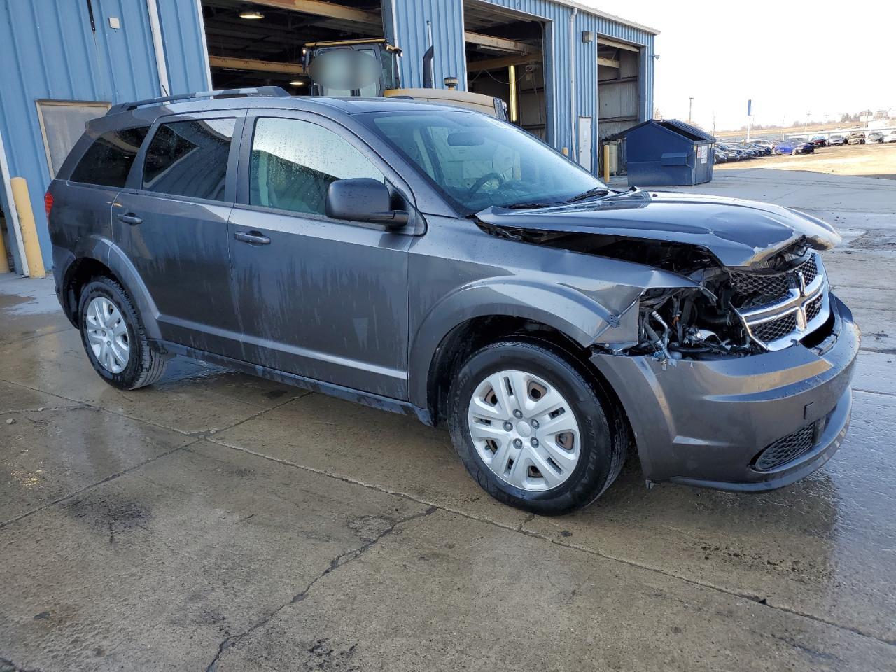 2017 Dodge Journey - Image 4