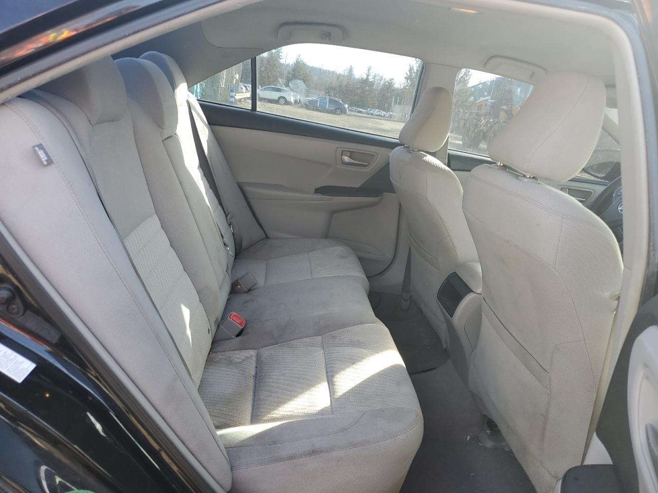 2015 Toyota Camry - Image 10