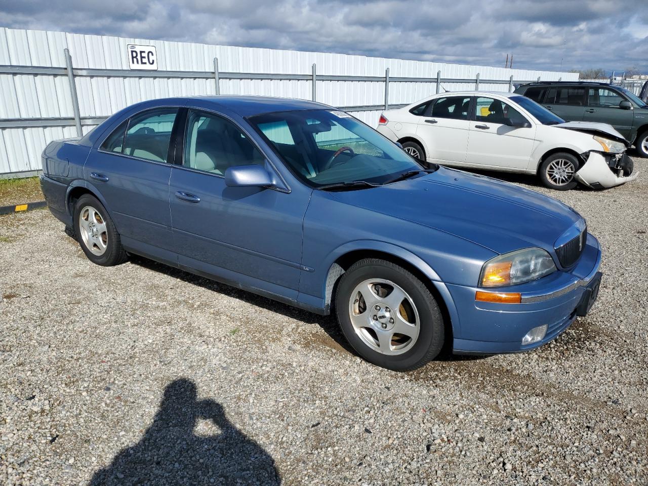 2000 Lincoln LS - Image 4