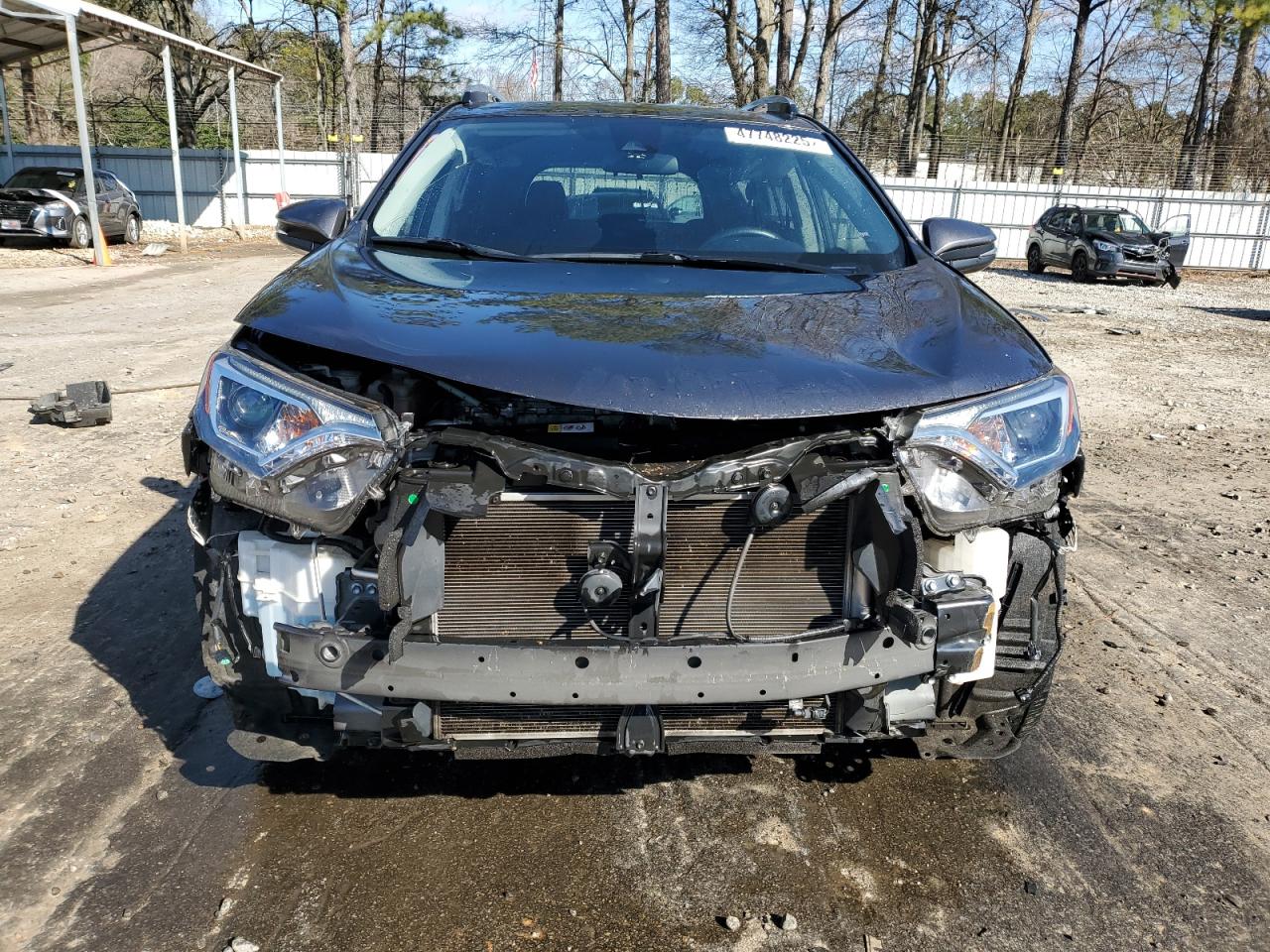 2018 Toyota RAV 4 - Image 5