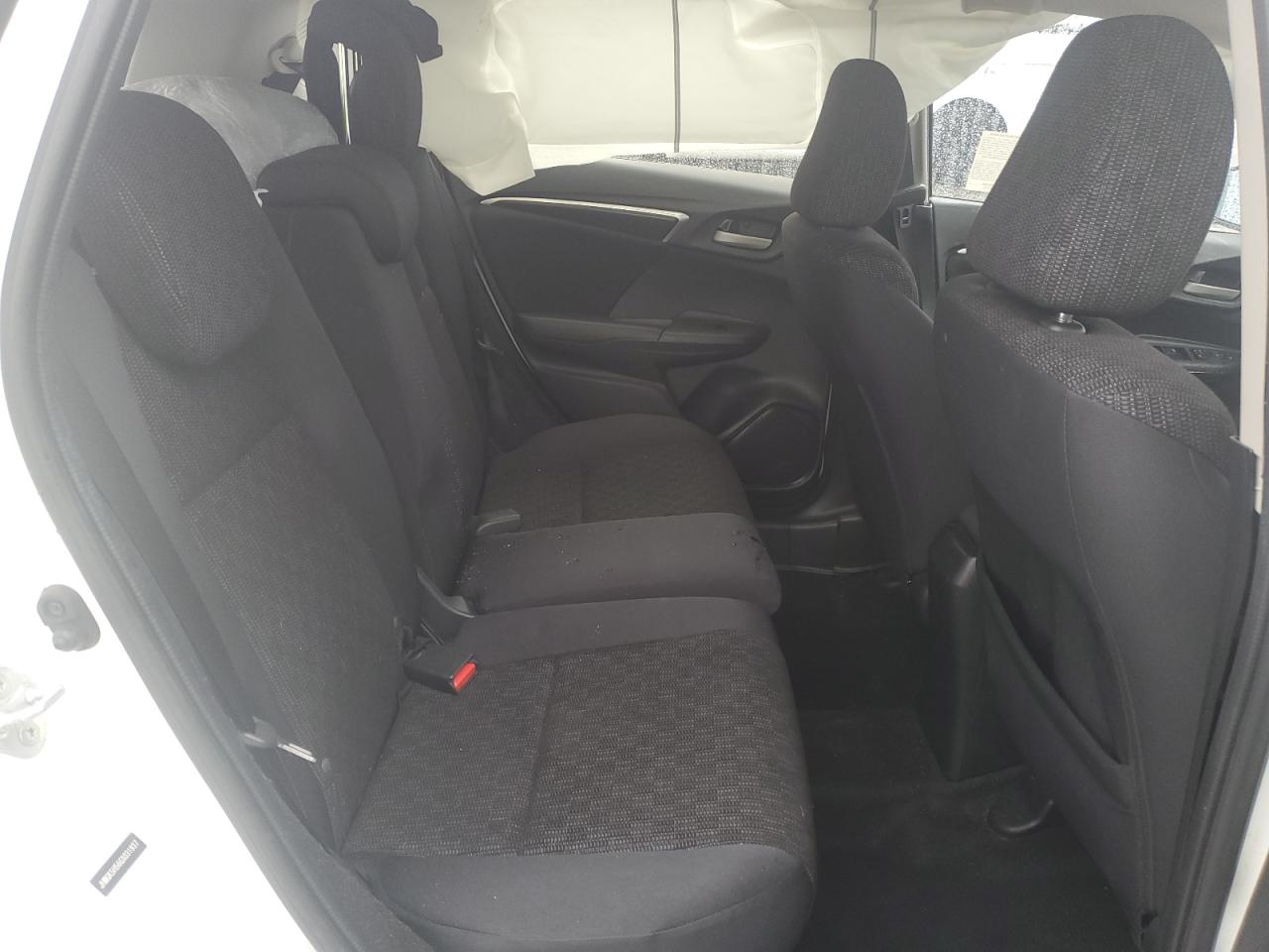 2016 Honda Fit - Image 10