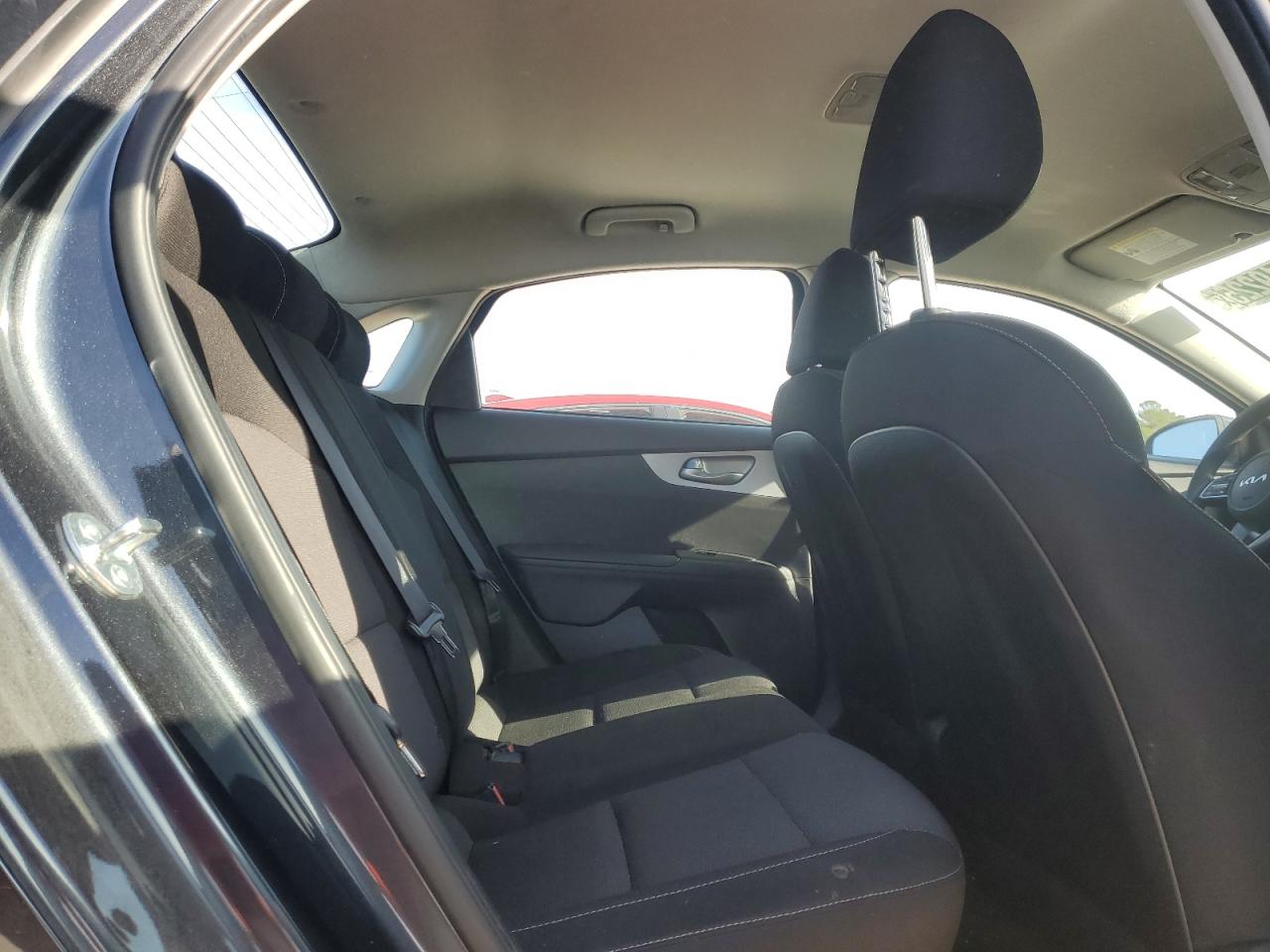 2023 Kia Forte - Image 10