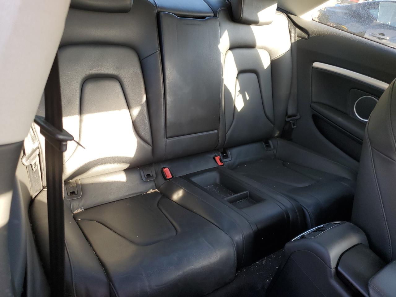 2010 Audi A5 Premium Plus VIN: WAULFAFR9AA055515 Lot: 48198695