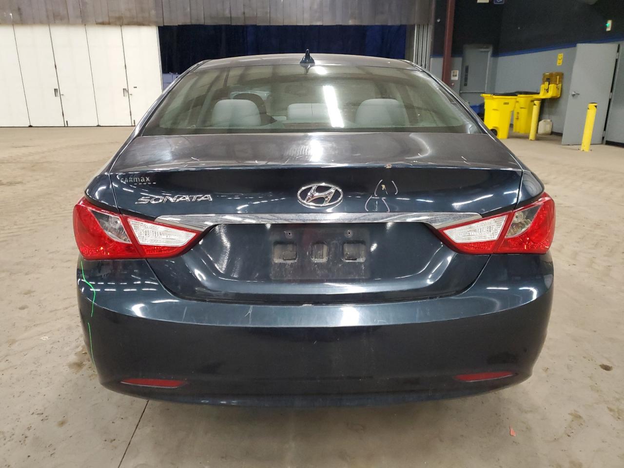 2012 Hyundai Sonata - Image 6