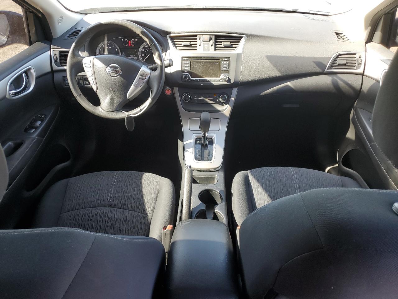 2015 Nissan Sentra - Image 8