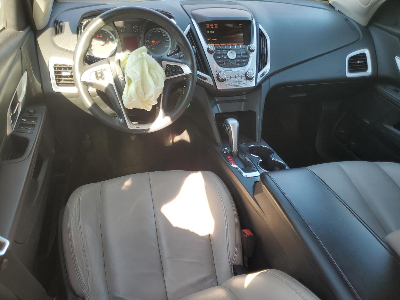 2010 GMC Terrain - Image 8