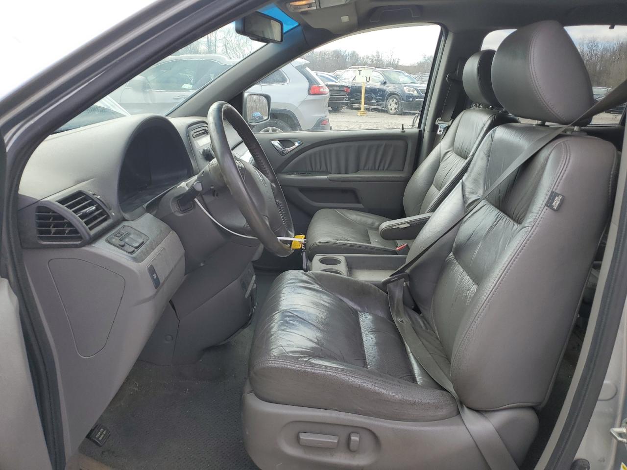 2008 Honda Odyssey - Image 7