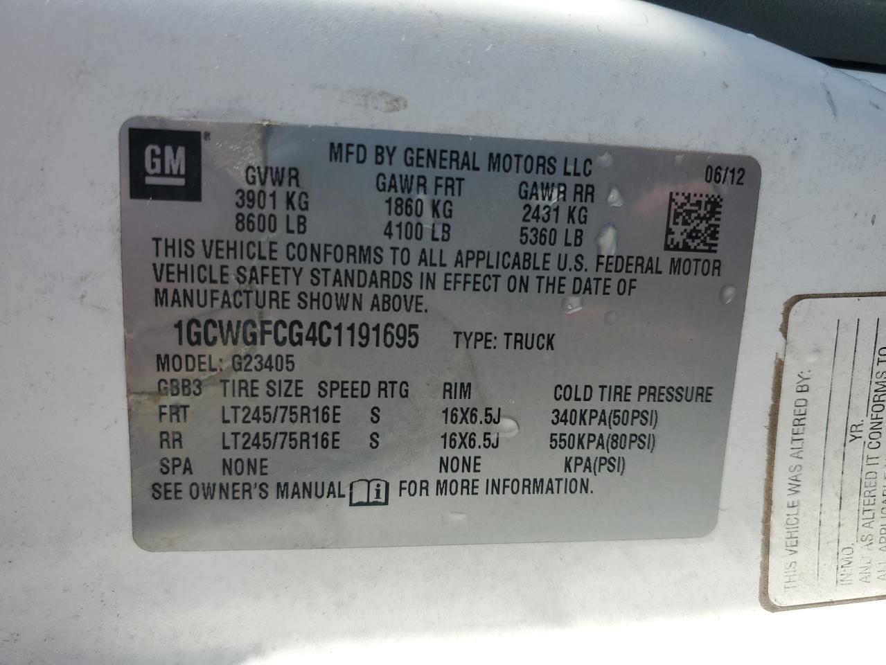 2012 Chevrolet Express - Image 13