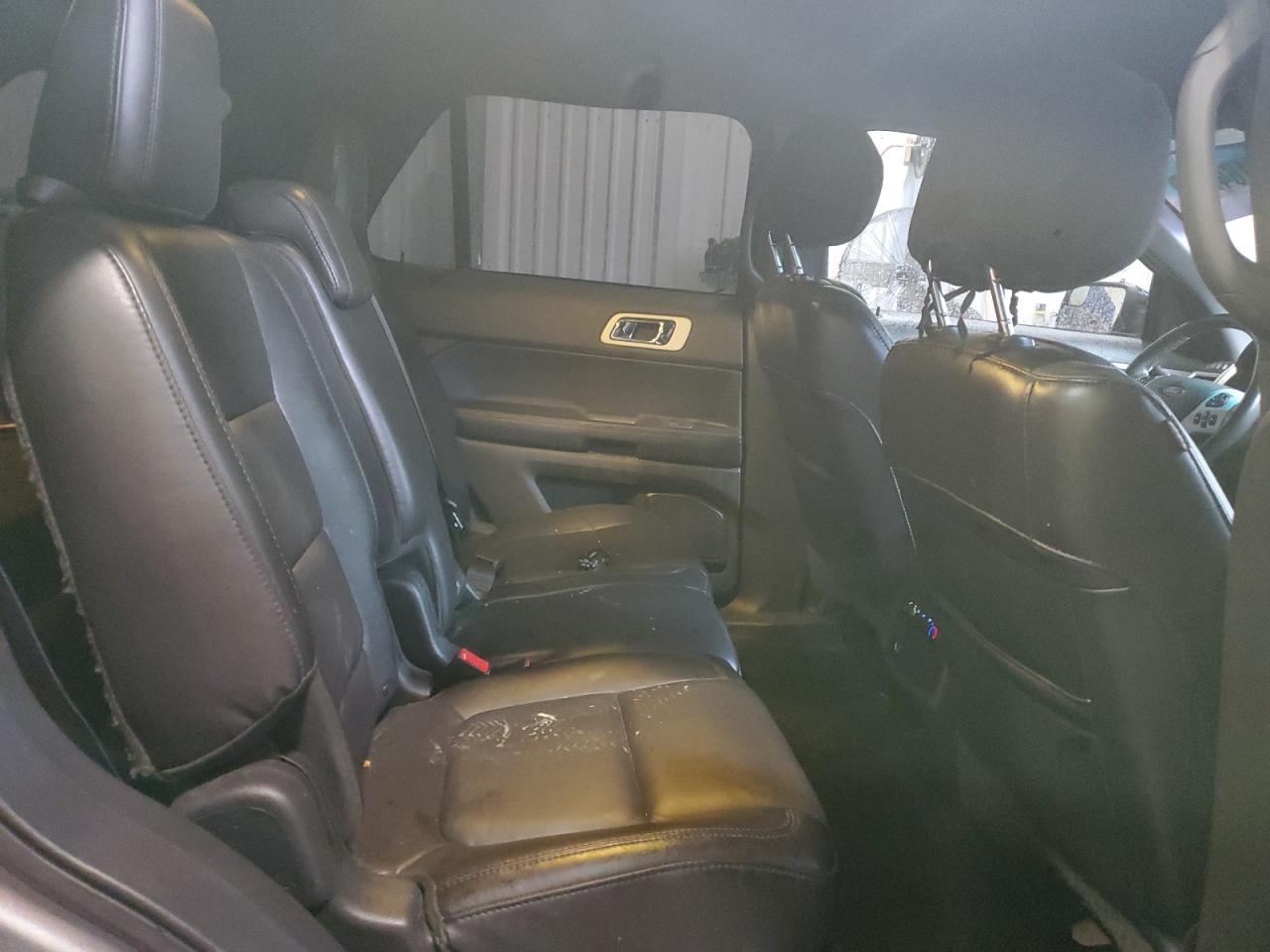 2014 Ford Explorer - Image 11