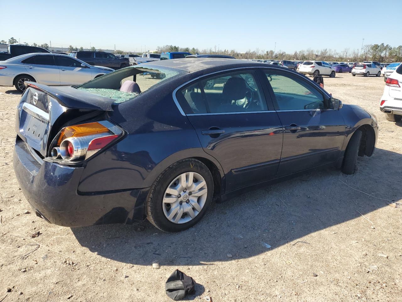 2012 Nissan Altima - Image 3