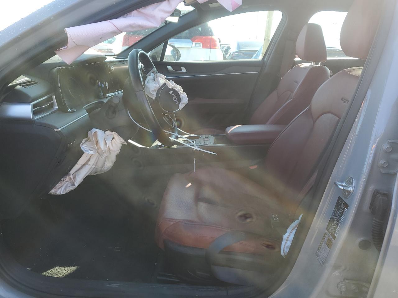 2022 Kia K5 - Image 7