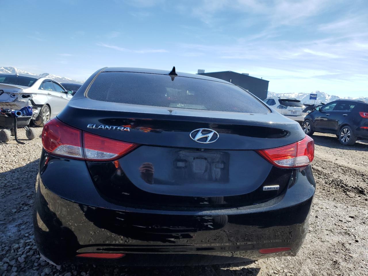 2013 Hyundai Elantra - Image 6