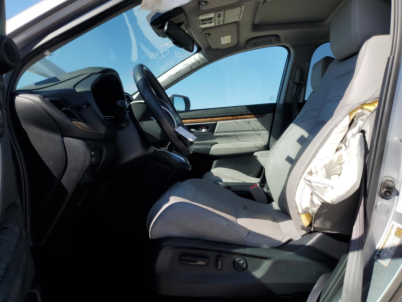 5J6RW1H8XLA001218 HONDA CRV 2020