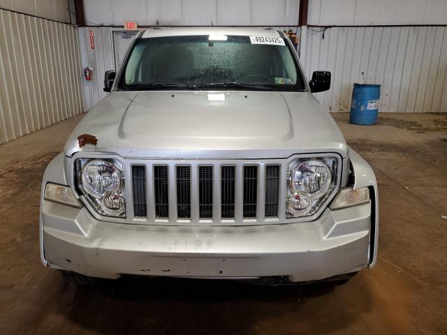  JEEP LIBERTY 2012 Сріблястий