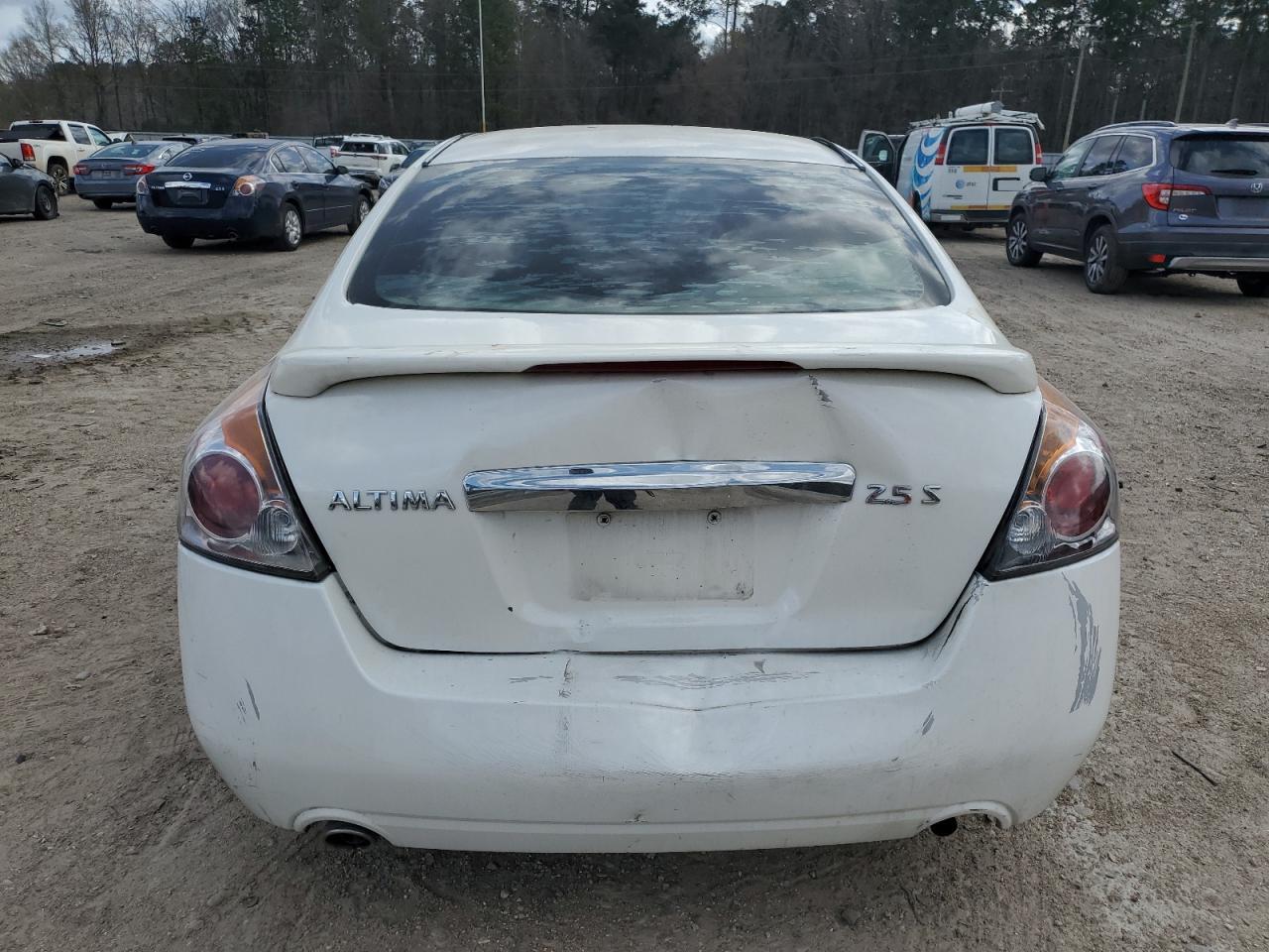 2009 Nissan Altima - Image 6