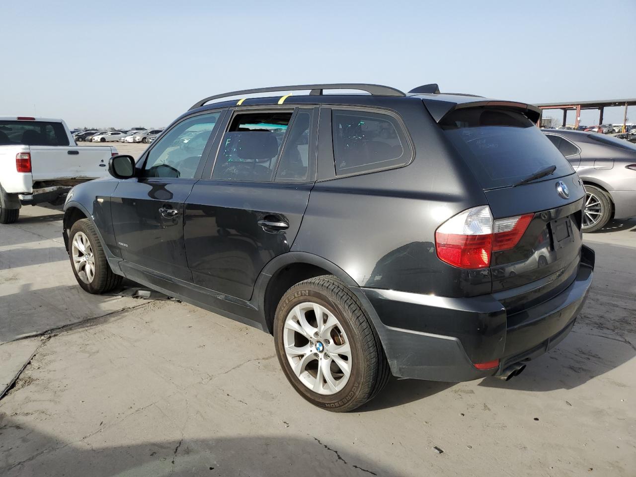 2010 BMW X3 - Image 2