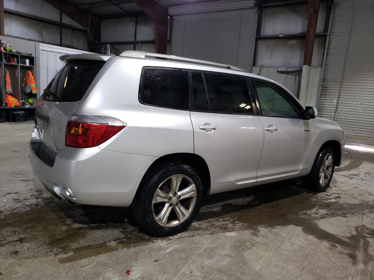 2009 Toyota Highlander - Image 3