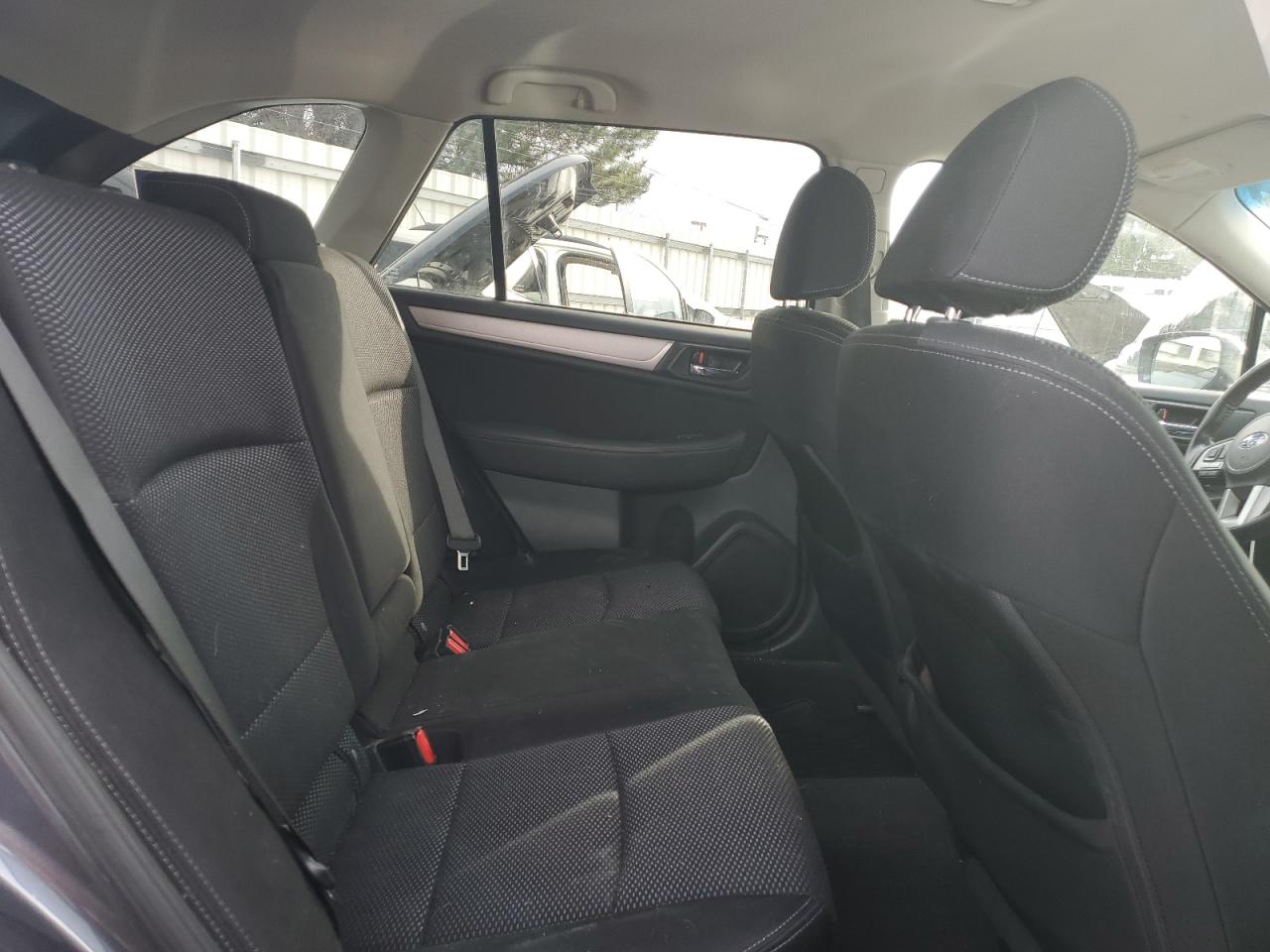 2015 Subaru Outback - Image 11