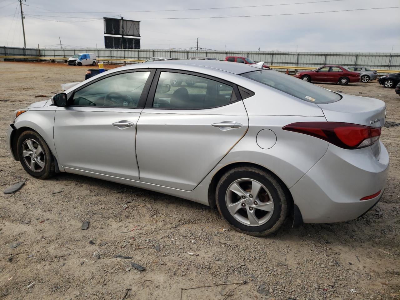2015 Hyundai Elantra - Image 2