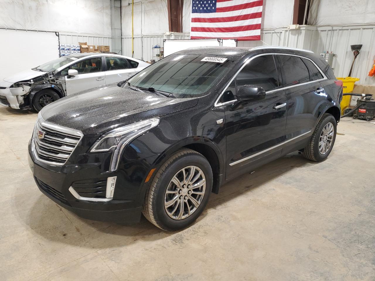 2017 Cadillac Xt5 Luxury for Sale in Milwaukee, WI - Rear End