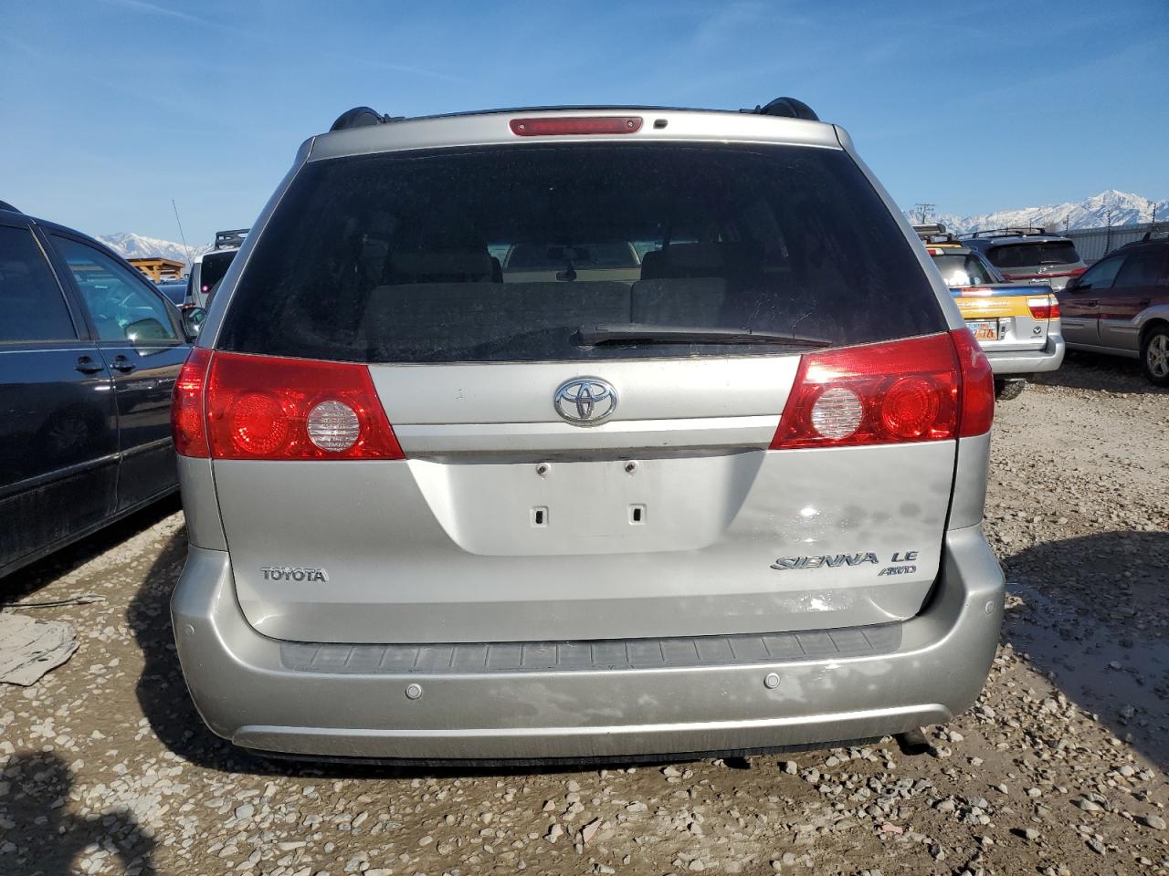 2007 Toyota Sienna - Image 6