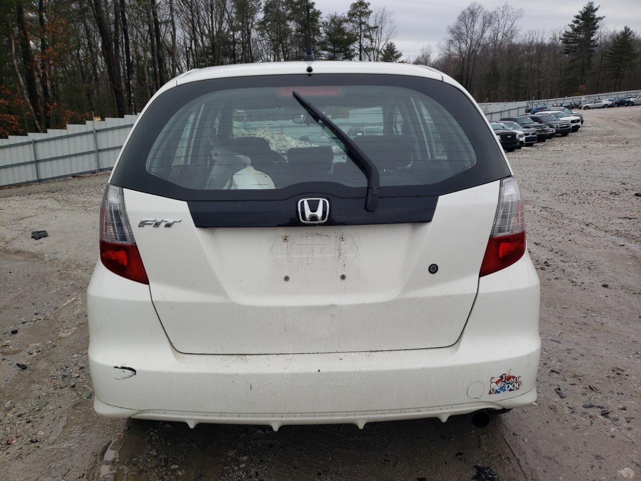 2010 Honda Fit - Image 6