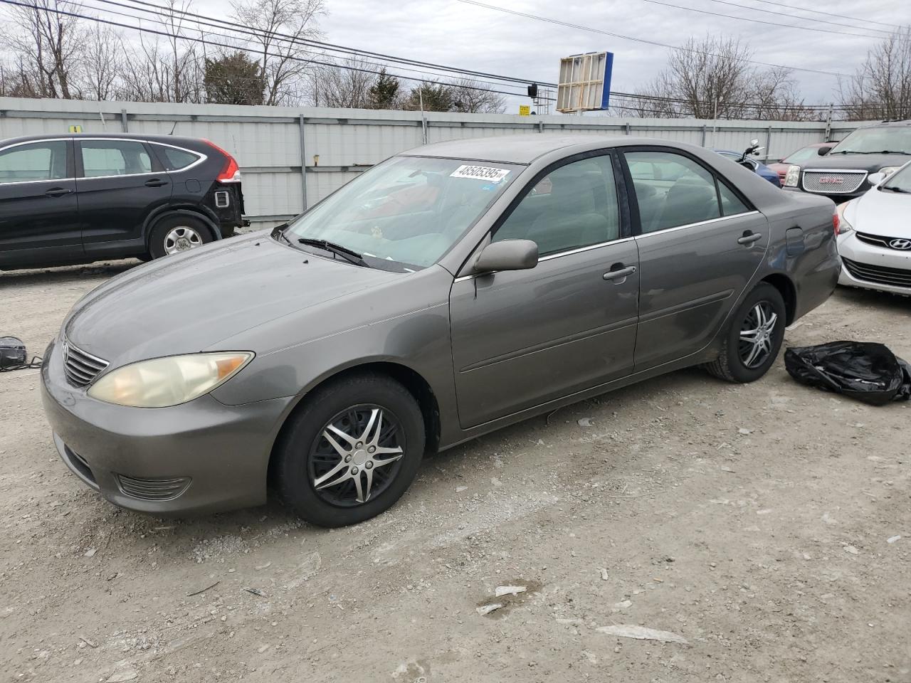 2005 Toyota Camry Le for Sale in Walton, KY - Front End