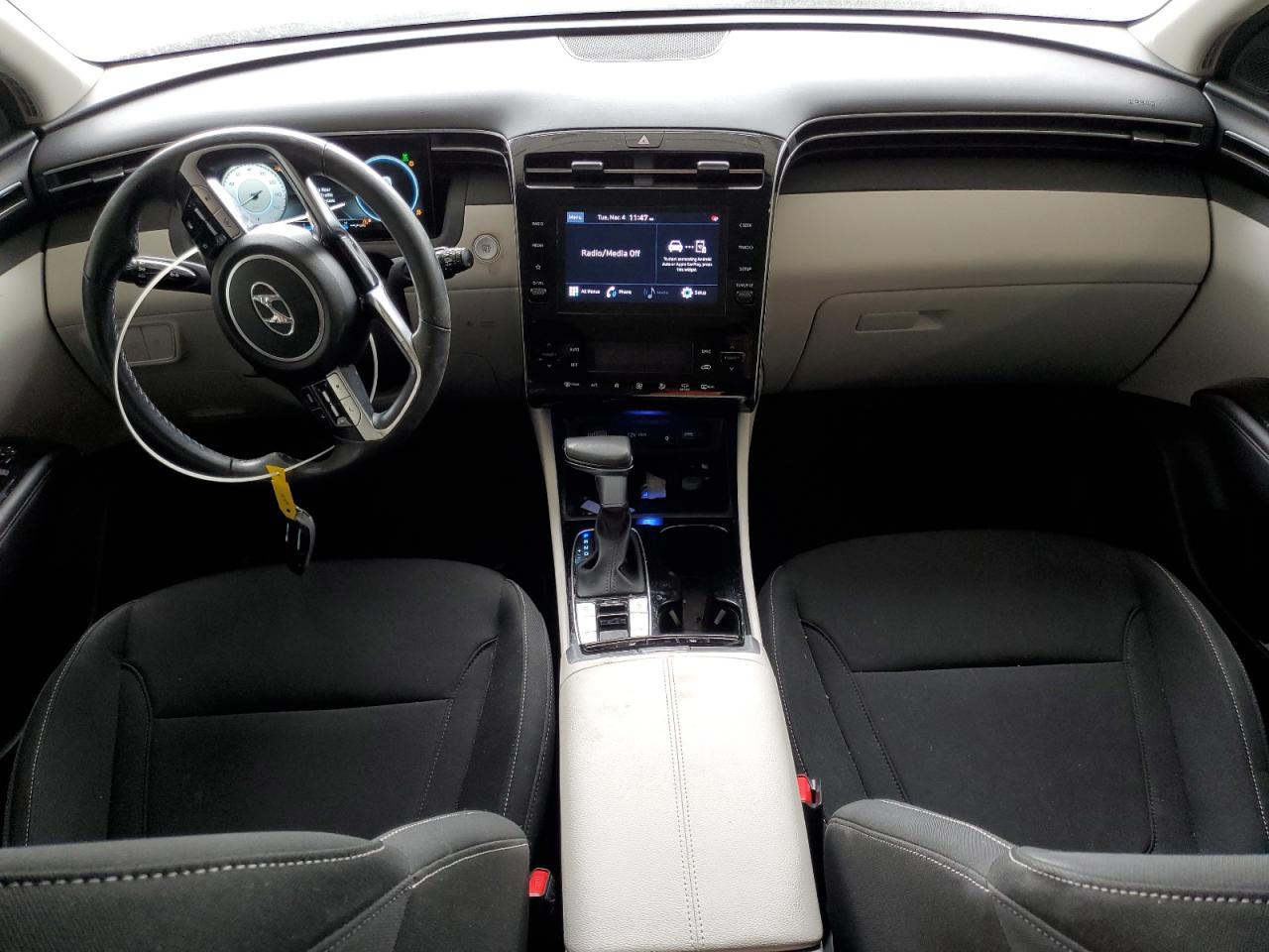 2022 Hyundai Tucson - Image 8