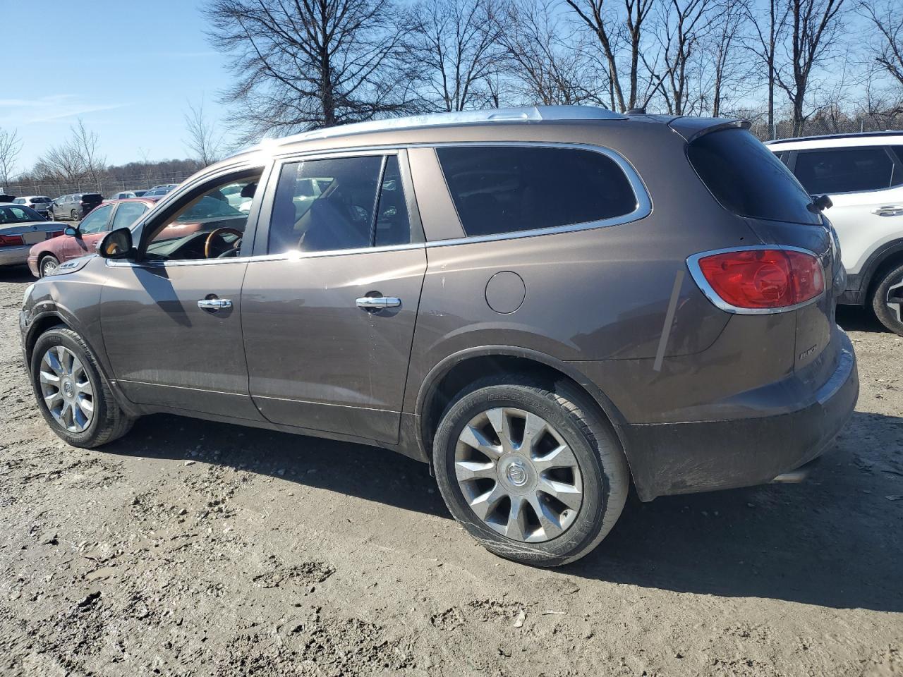 2010 Buick Enclave - Image 2