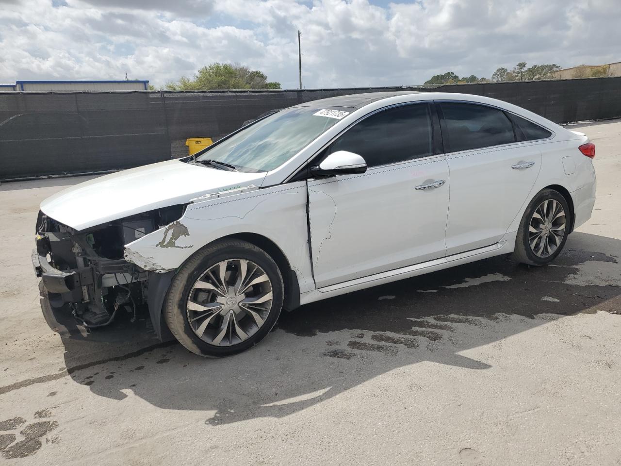 2015 Hyundai Sonata - Image 1