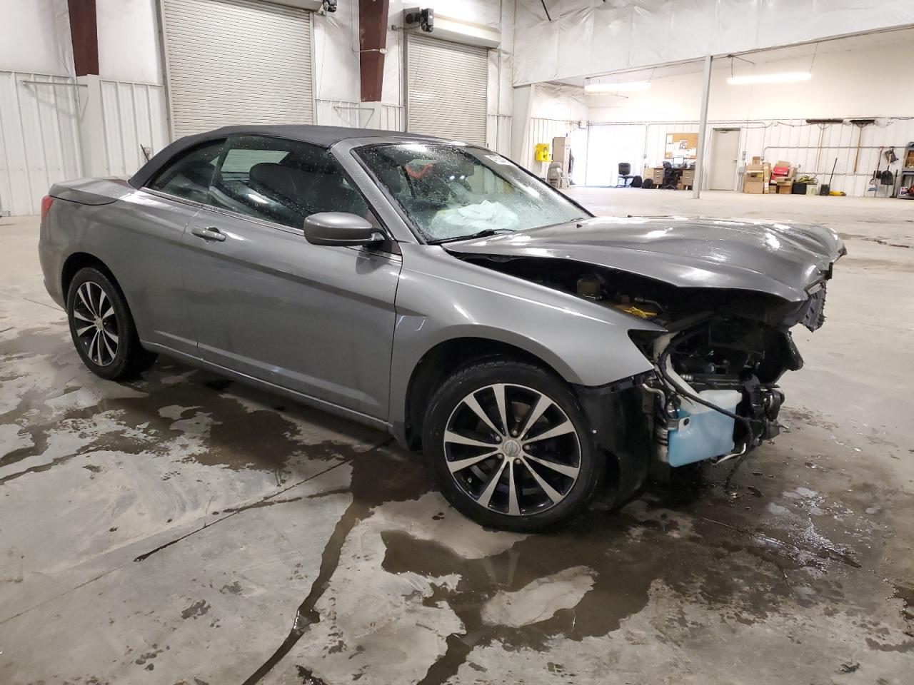 2011 Chrysler 200 - Image 4