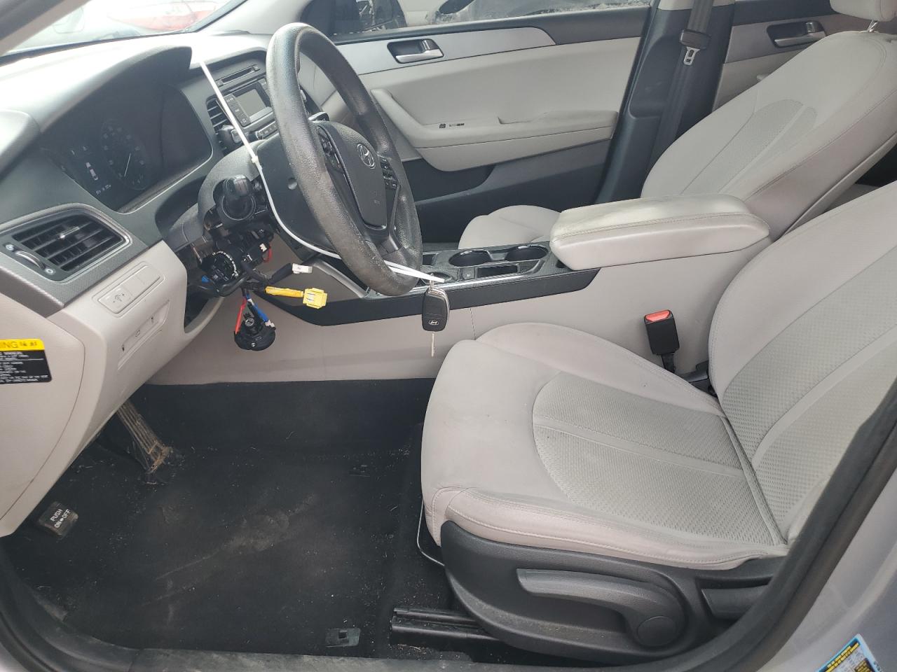 2017 Hyundai Sonata - Image 7