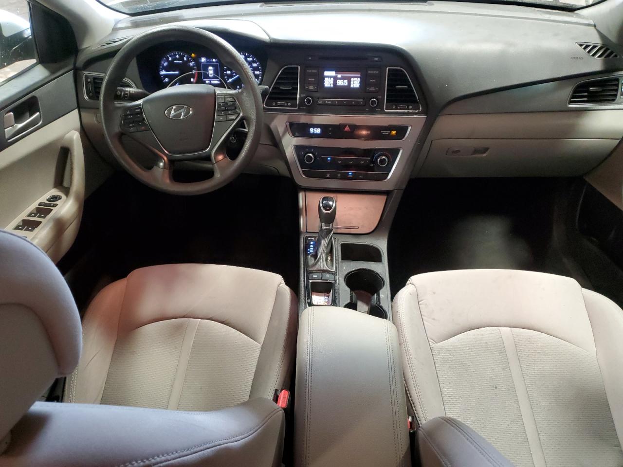 2017 Hyundai Sonata - Image 8
