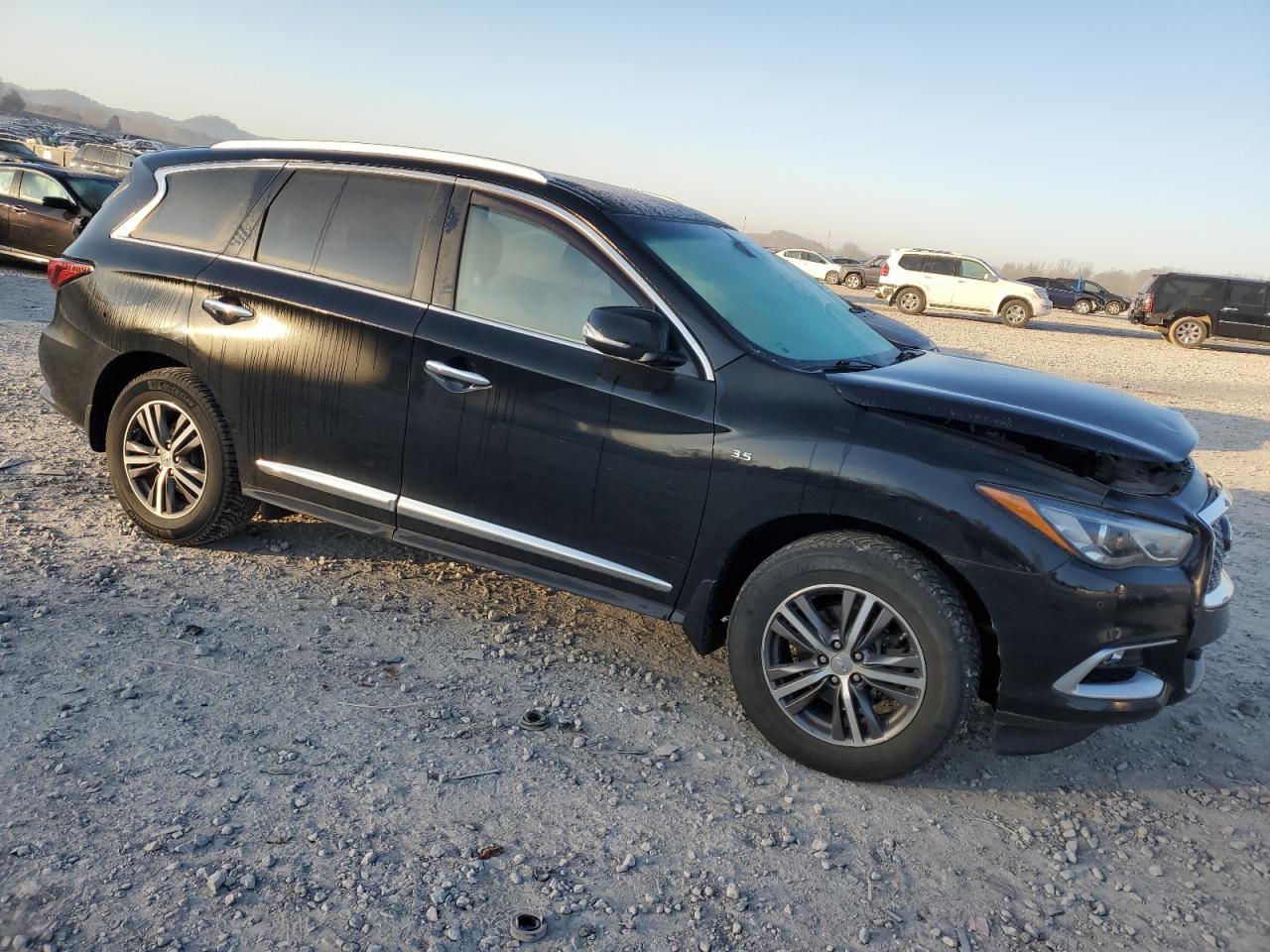 2016 Infiniti QX60 - Image 4