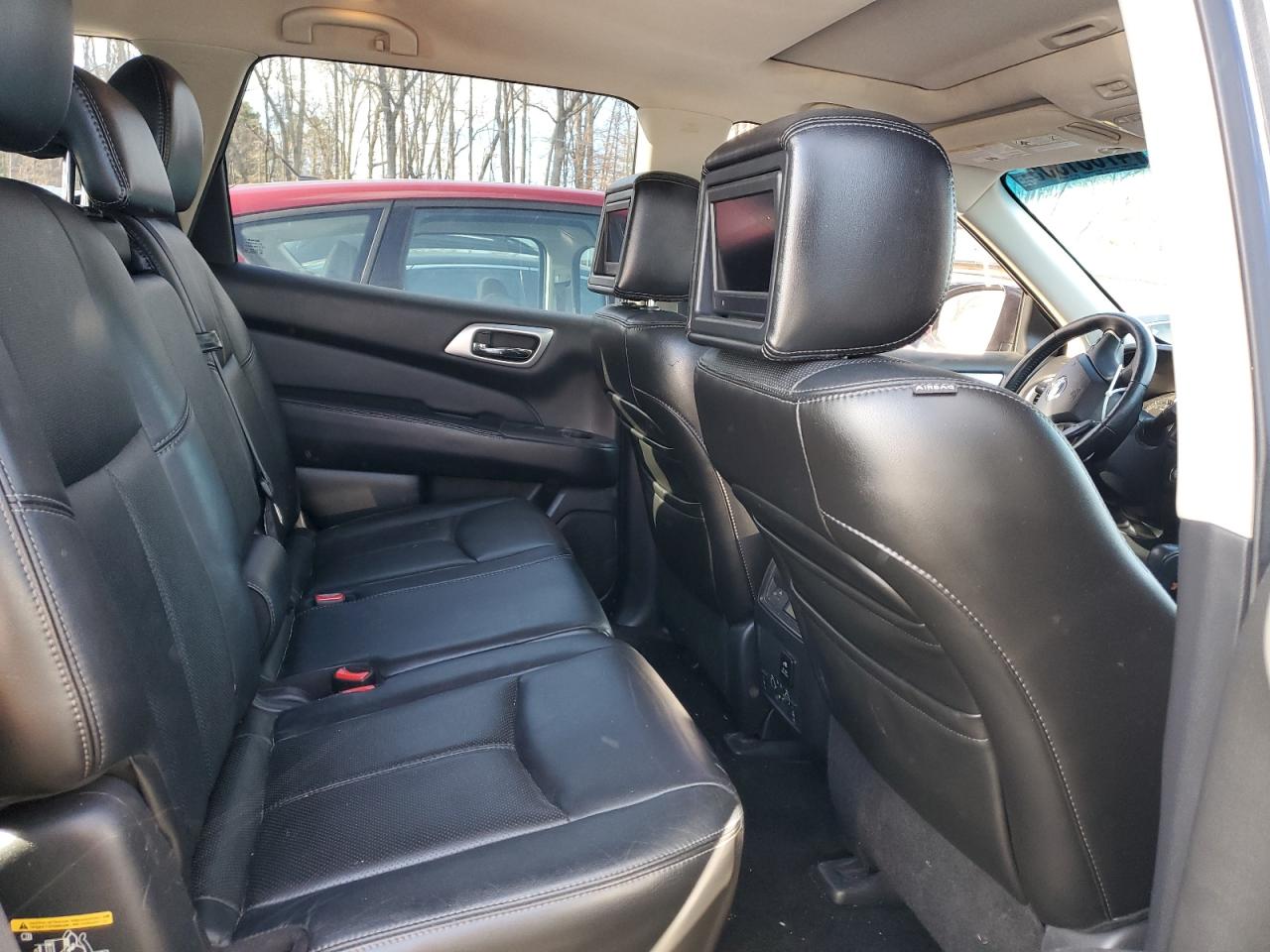 2013 Nissan Pathfinder - Image 11