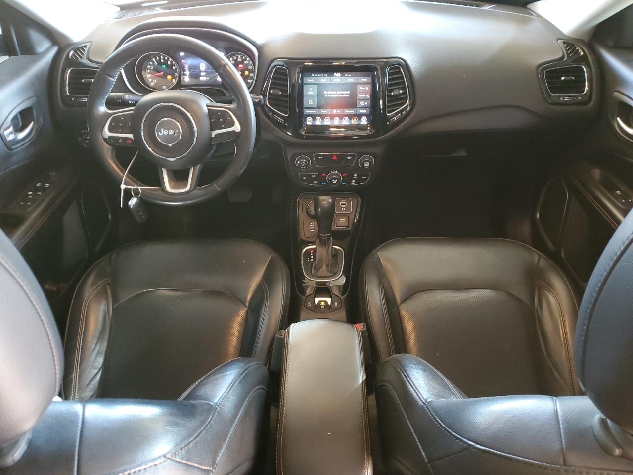 2018 Jeep Compass - Image 8
