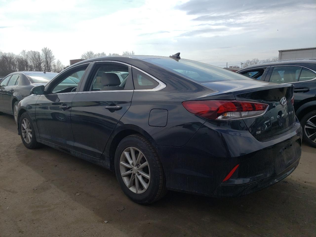 2018 Hyundai Sonata - Image 2