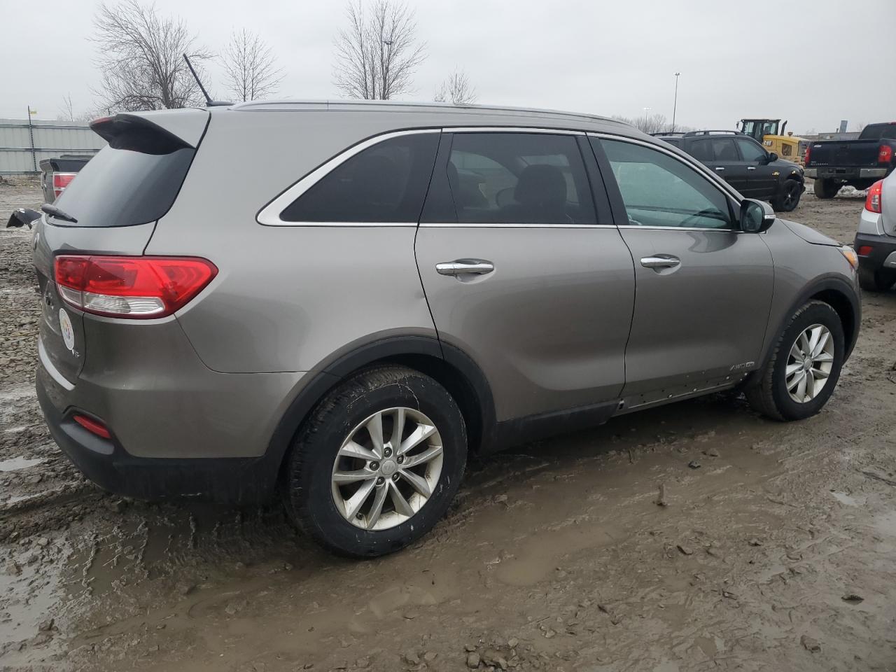 2017 Kia Sorento - Image 3